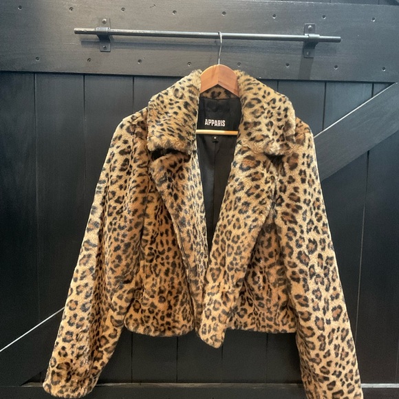 Apparis Elis Coat - Size M - Picture 1 of 3